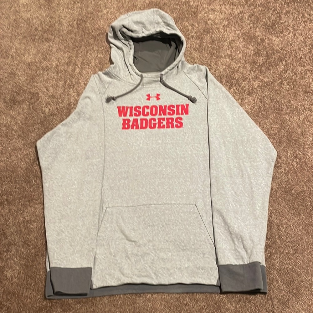 Mens Wisconsin badger hoodie under armour size X-Large.